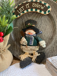 Rustic “Let It Snow” Hanging Snowman Sign – Primitive Christmas Wall Decor