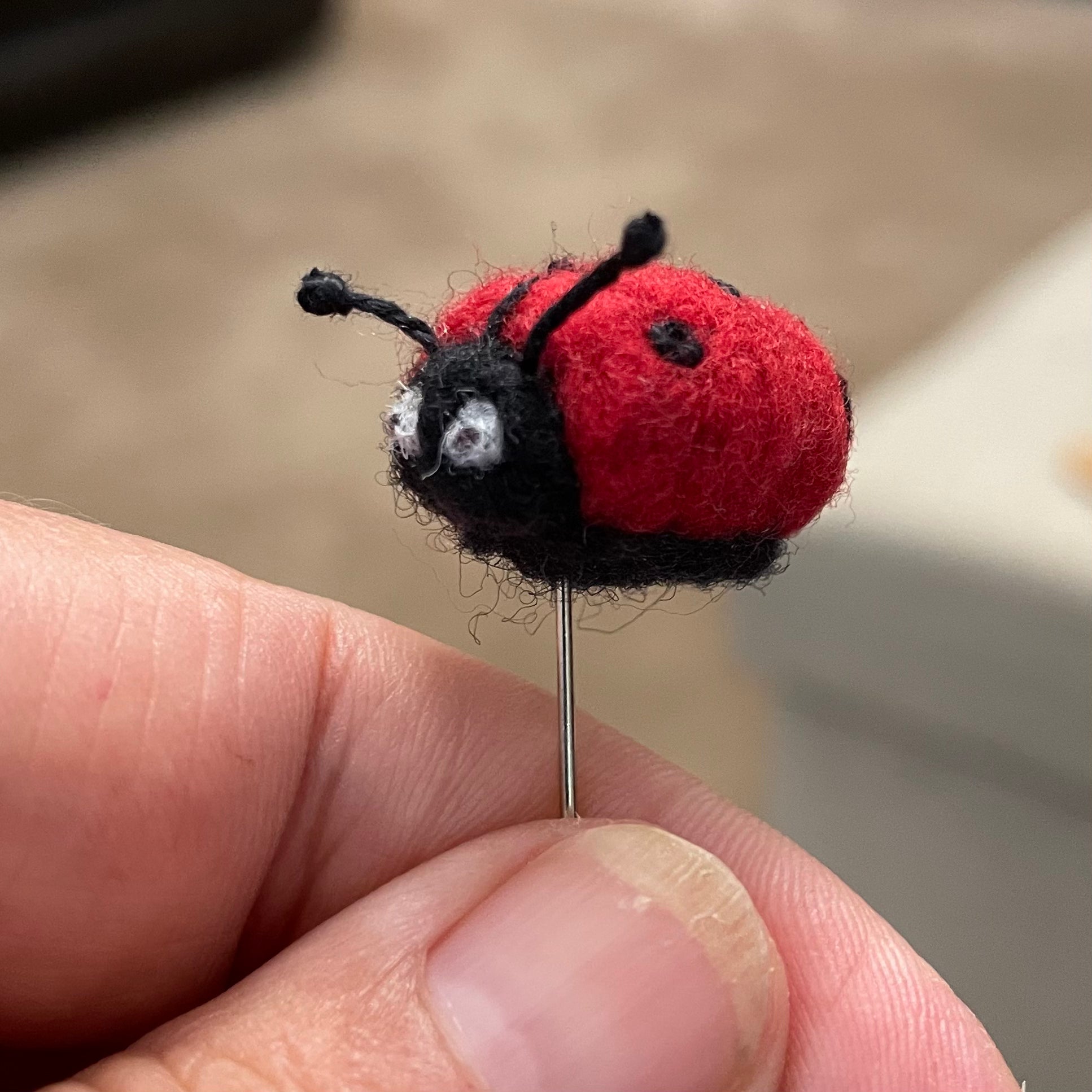 Golden Heart Haven- English Cream Golden Retriever Ornament