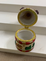 Load image into Gallery viewer, 4 1/2” Vintage Santa Claus Hinged Porcelain Trinked Box Round
