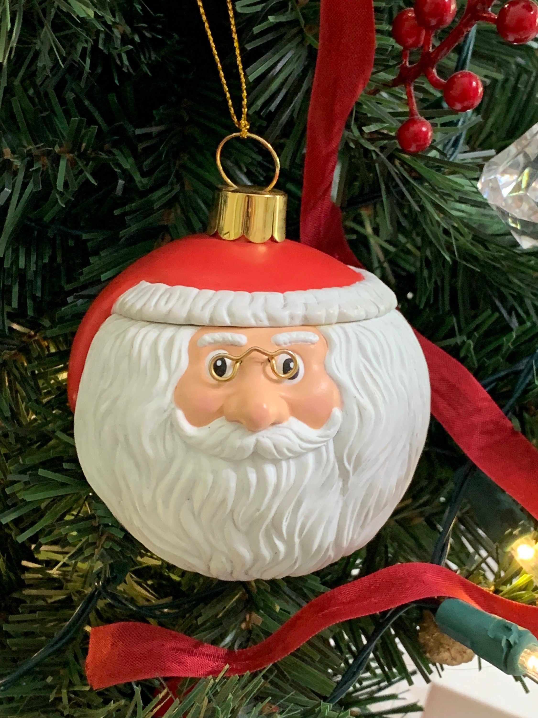 1992 Enesco”Jolly Of Gent” Shatterproof Vintage Santa Ornament