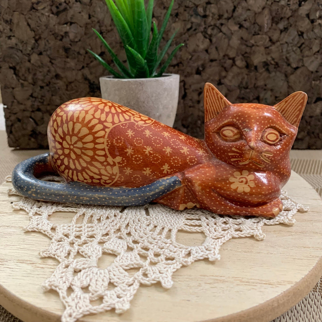 Vintage Wooden Folk Art Cat Figurine