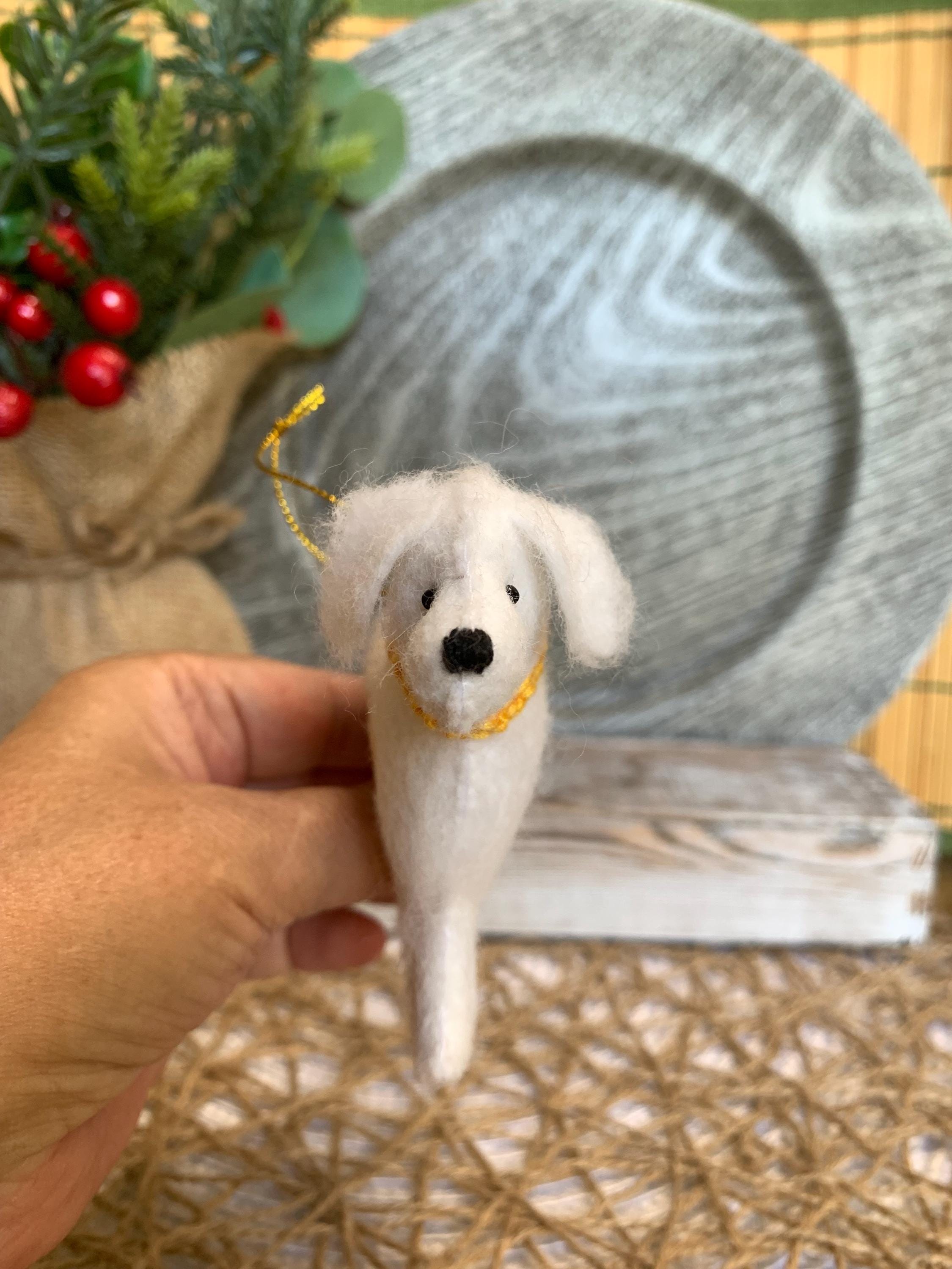 Personalized English Cream Golden Retriever Felt Ornament