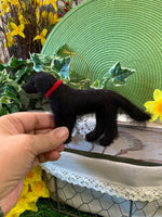 Load image into Gallery viewer, Personalized Black Flat Coated Retriever Felt Dog Ornament with Gift Box – Custom Name Keepsake
