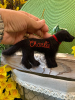 Load image into Gallery viewer, Personalized Black Flat Coated Retriever Felt Dog Ornament with Gift Box – Custom Name Keepsake
