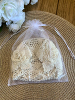 Load image into Gallery viewer, Crochet Wedding Veil – Handmade Cotton Lace Bridal Veil, Antique White Boho Veil, Vintage Style, Free Shipping
