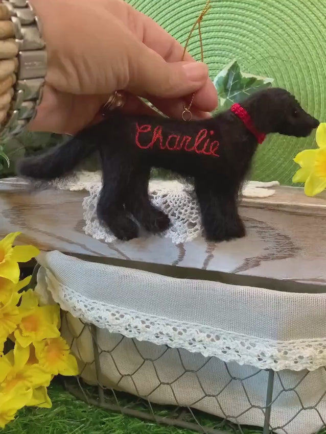 Personalized Black Flat Coated Retriever Felt Dog Ornament with Gift Box – Custom Name Keepsake