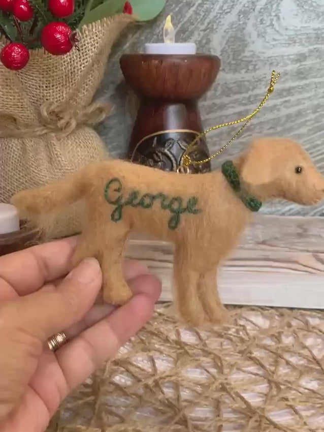 Personalized Golden Retriever Felt Dog Ornament with Gift Box – Custom Name Keepsake