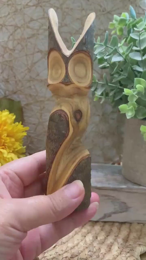Rustic Hand-Carved Wooden Owl Figurine – Made in Canada – Natural Folk Art Decor