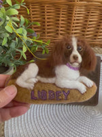 Load and play video in Gallery viewer, Custom Brittany Spaniel Ornament – Needle Felted Pet Keepsake – Personalized Dog Memorial or Holiday Gift

