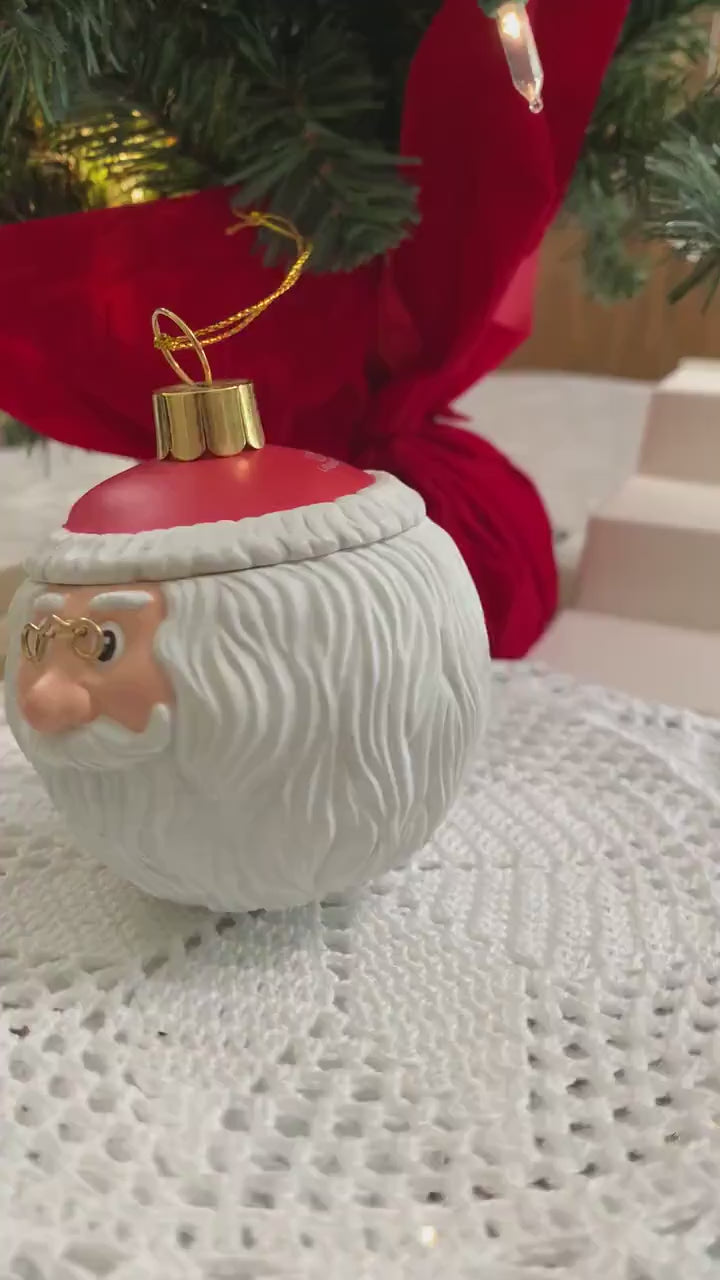 1992 Enesco”Jolly Of Gent” Shatterproof Vintage Santa Ornament