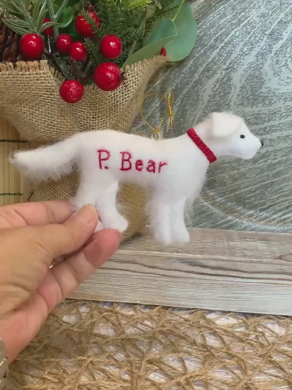 Personalized English Cream Golden Retriever Felt Ornament