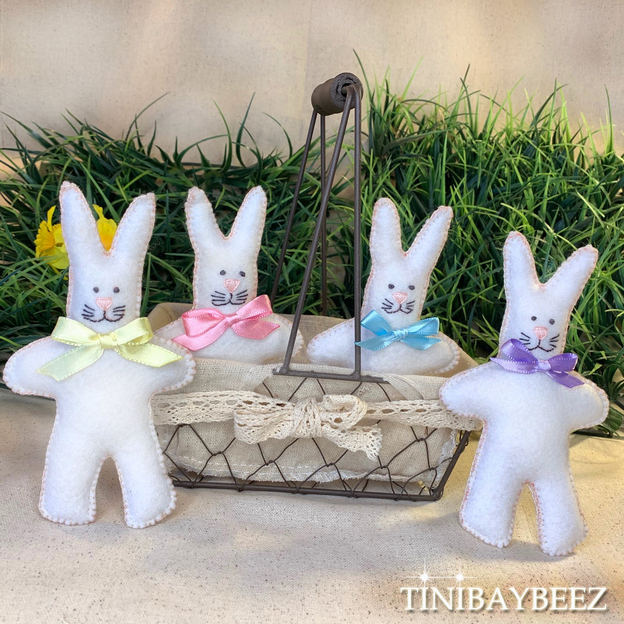 Felt Easter Bunny-White Easter Bunny-Easter Decoration-Easter Gift-Waldorf Bunny-Mini Bunny