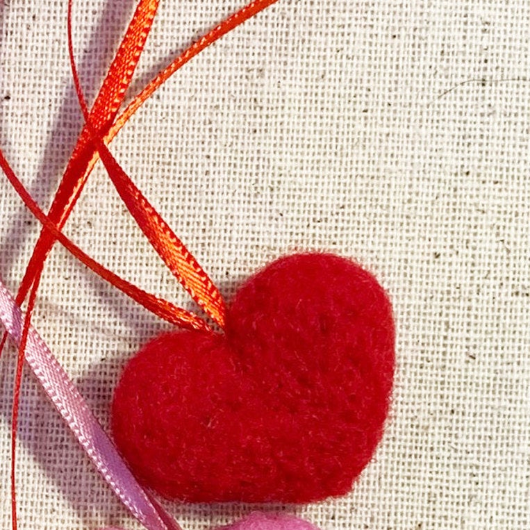 Valentine&#39;s Hearts-Valentine&#39;s Gift Decoration-Felted Hearts-Wool Hearts-Package Decoration